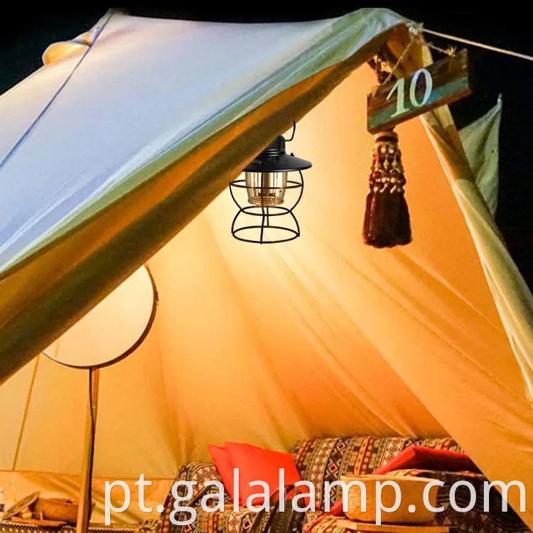 Lâmpada de acampamento de LED à prova d'água com carregamento USB para o ar livre